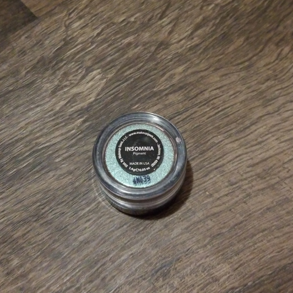 Makeup Geek Insomnia Pigment